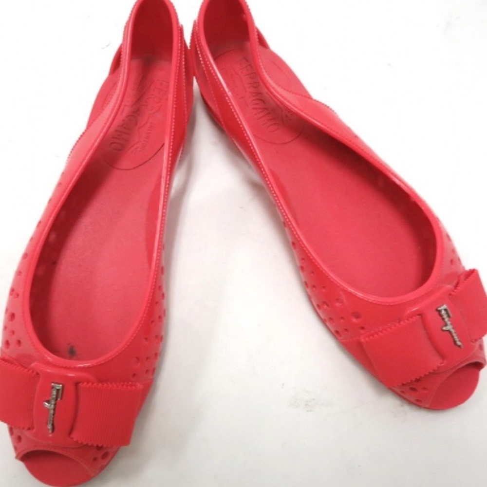 Salvatore Ferragamo flats